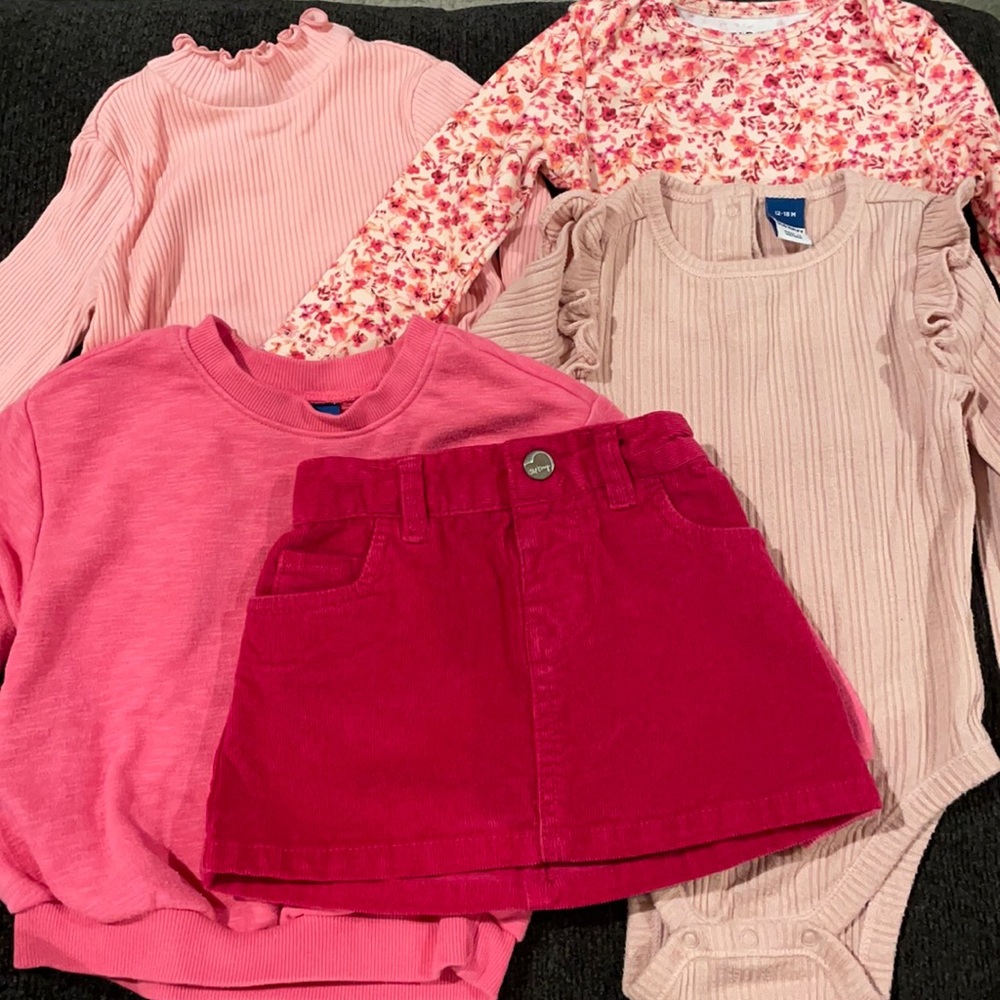 Old navy girls pink 12-18 month lot - 1 shirt, 1 sweatshirt, 1 skirt, 2 onesies